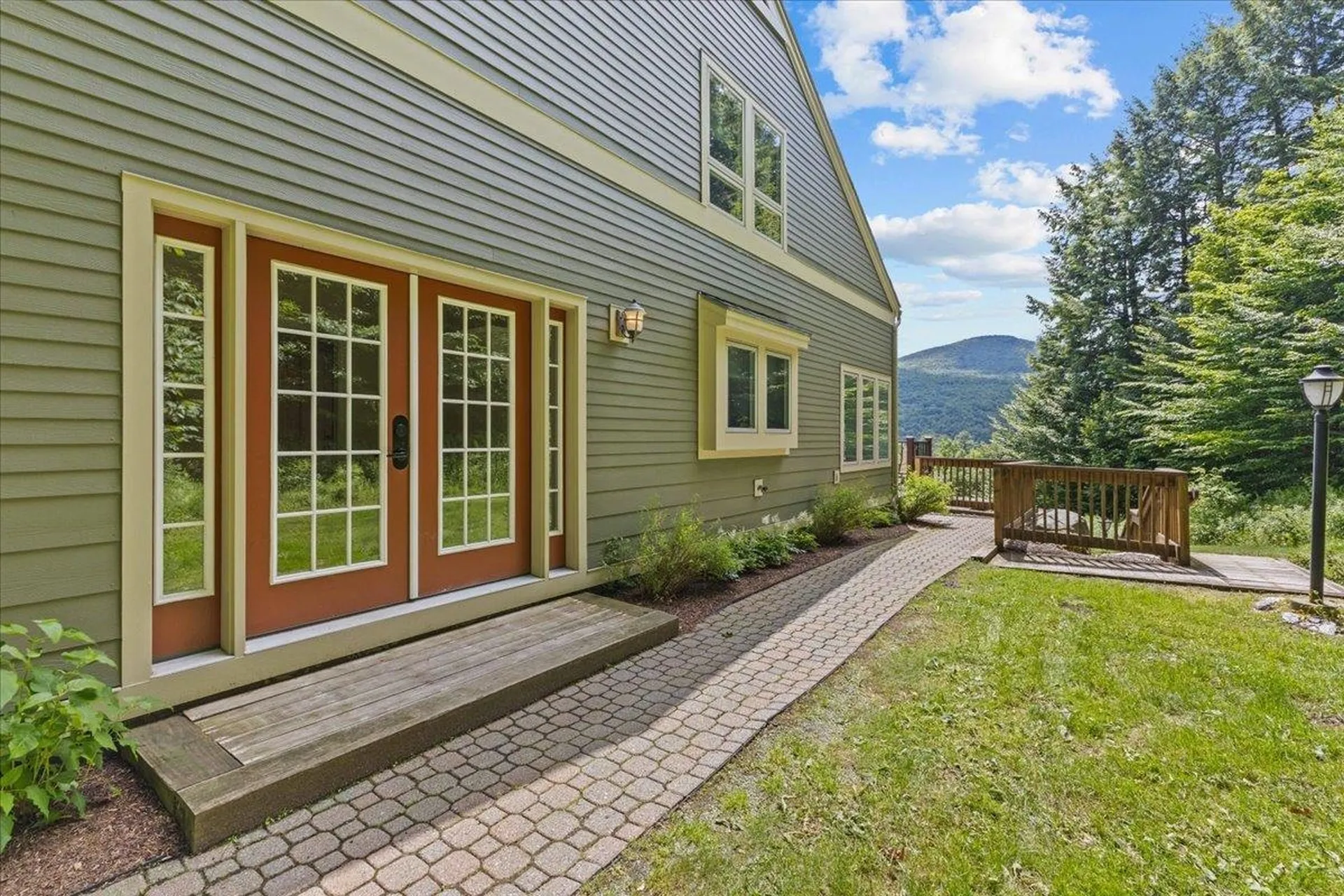 654 Topnotch Drive Stowe VT 05672