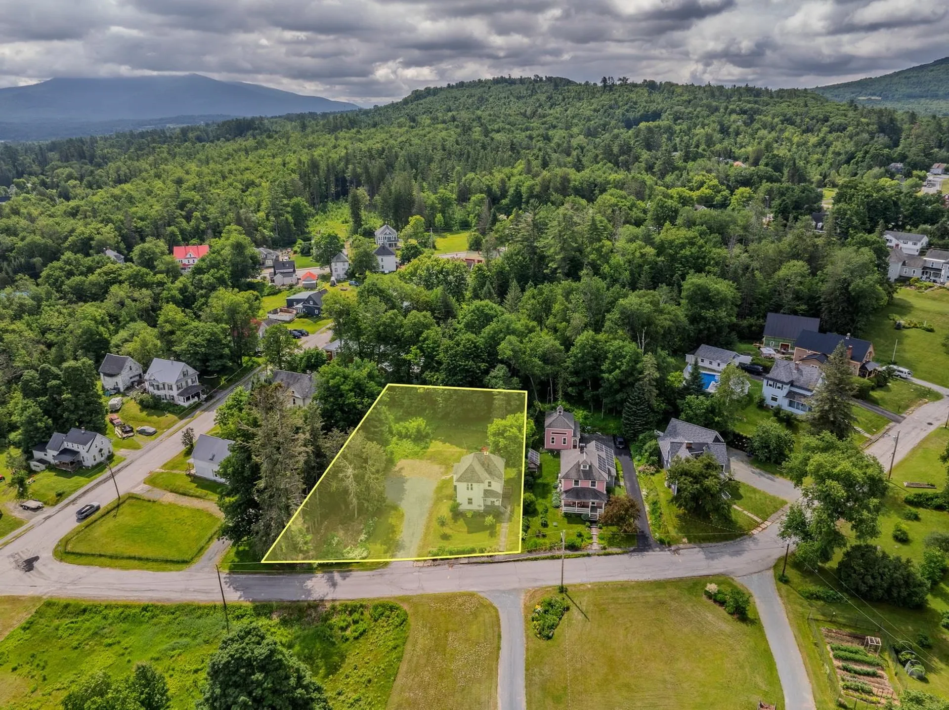 12 Governor's Terrace Lancaster NH 03584