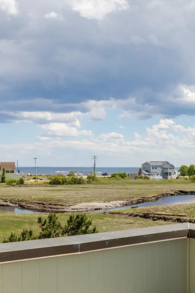 10 Sea Road North Hampton NH 03862