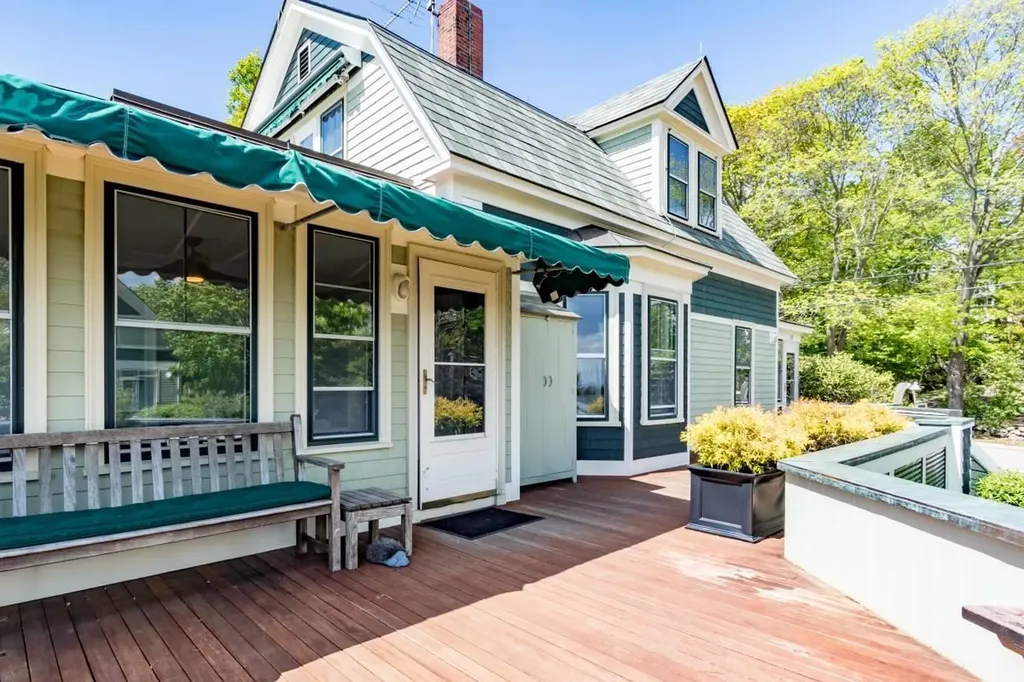 10 Sea Road North Hampton NH 03862