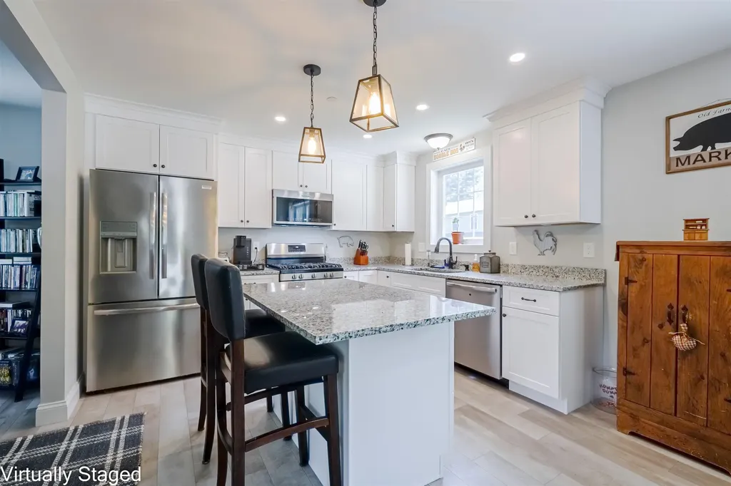 5 Laura Drive Rochester NH 03867