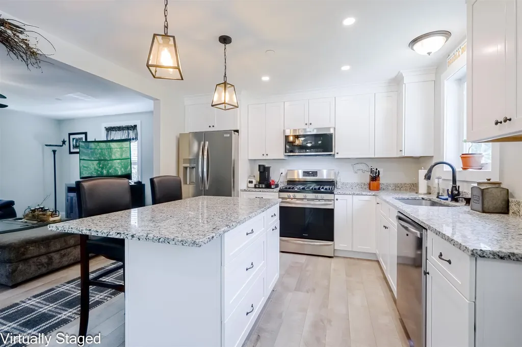 5 Laura Drive Rochester NH 03867
