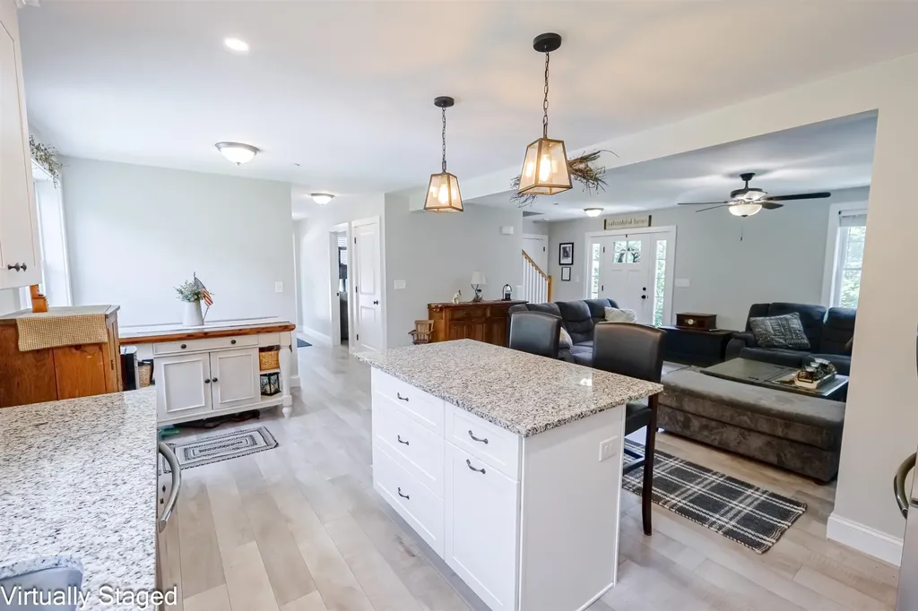 5 Laura Drive Rochester NH 03867