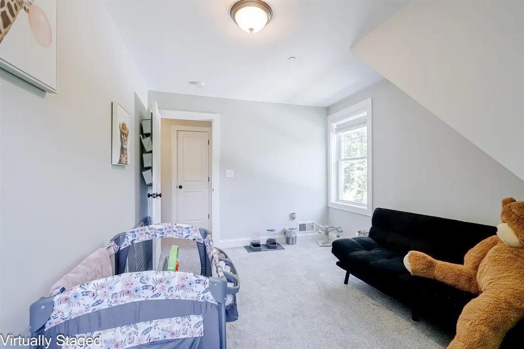 5 Laura Drive Rochester NH 03867