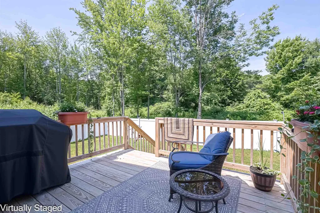 5 Laura Drive Rochester NH 03867