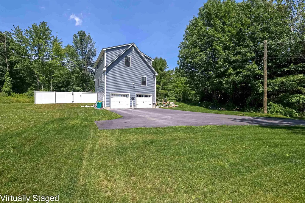 5 Laura Drive Rochester NH 03867