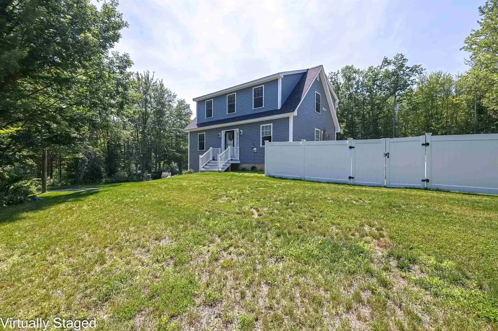 5 Laura Drive Rochester NH 03867