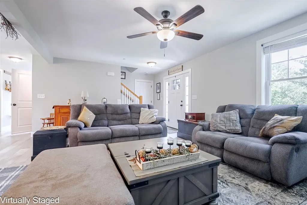 5 Laura Drive Rochester NH 03867