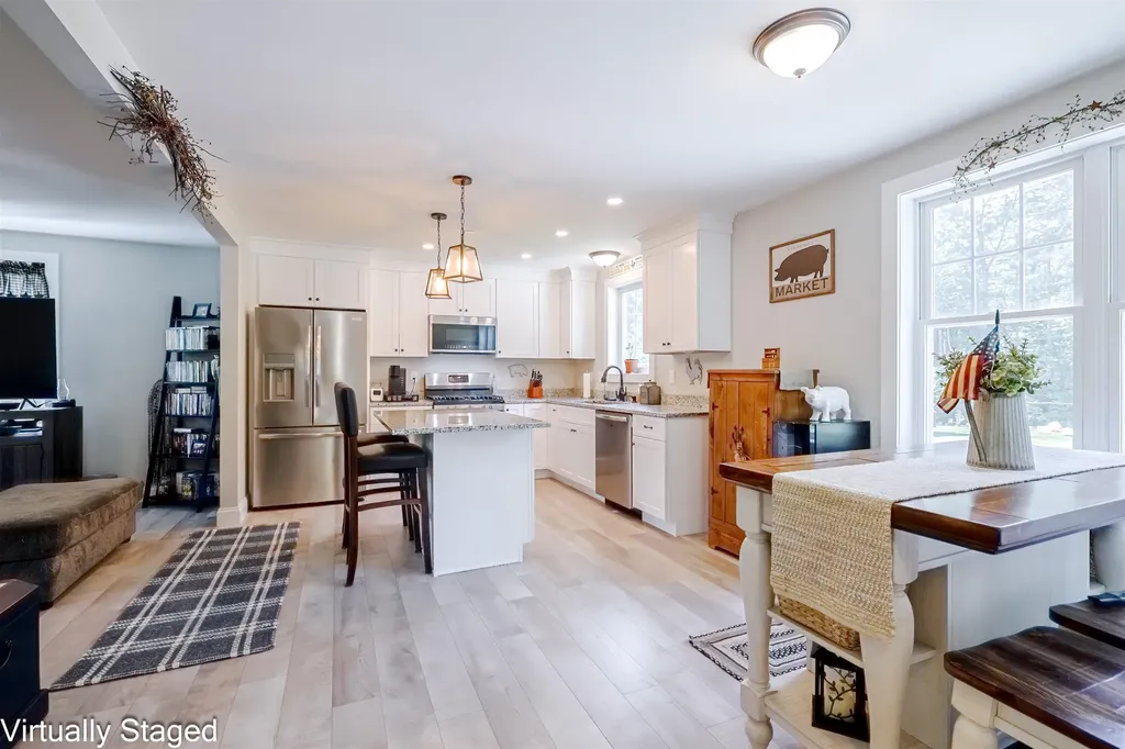 5 Laura Drive Rochester NH 03867