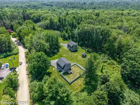 5 Laura Drive Rochester NH 03867