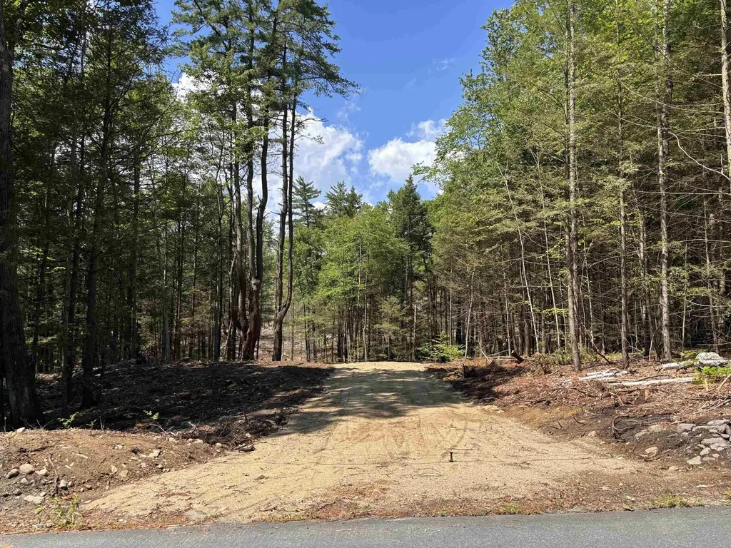 M13 L3 Tower Hill Road Hinsdale NH 03451