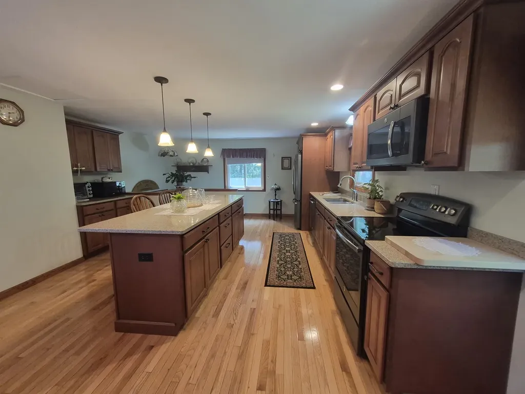 108 Newton Road Plaistow NH 03865