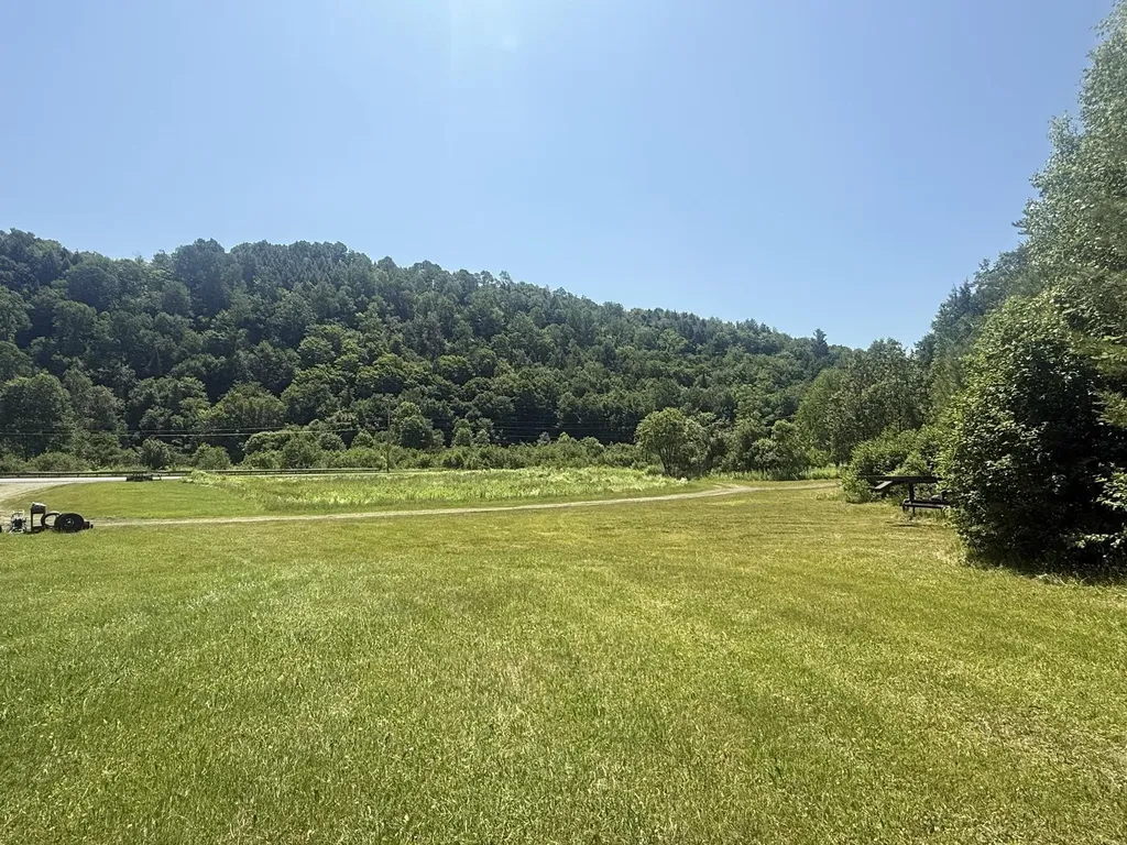 7657 Vt Route 14 Woodbury VT 05681