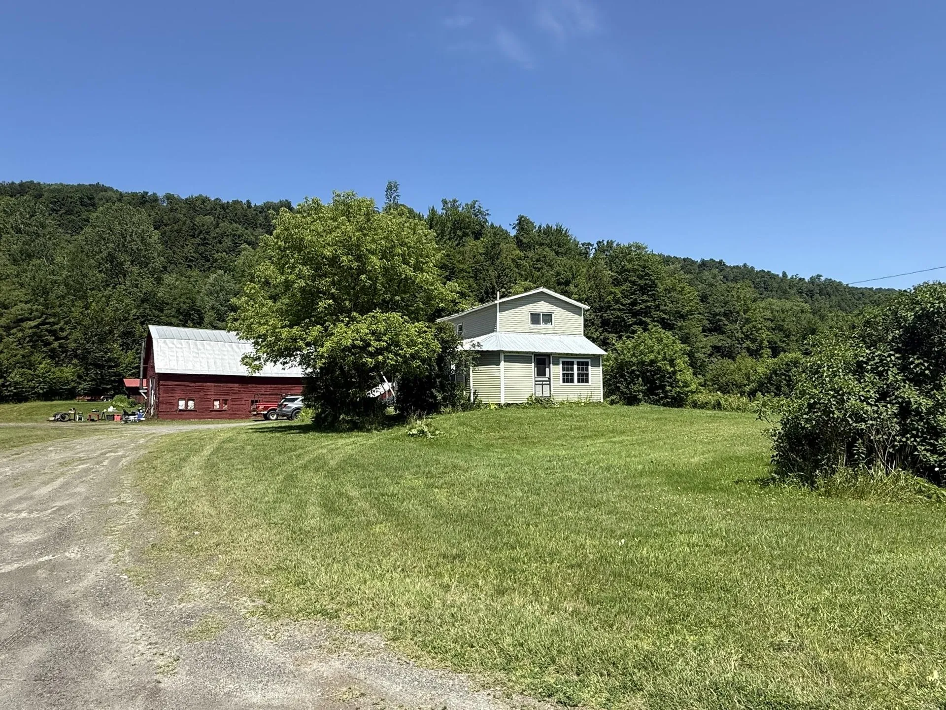 Woodbury VT, 7657 Vt Route 14