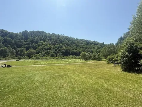 7657 Vt Route 14 Woodbury VT 05681