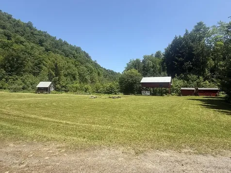 7657 Vt Route 14 Woodbury VT 05681