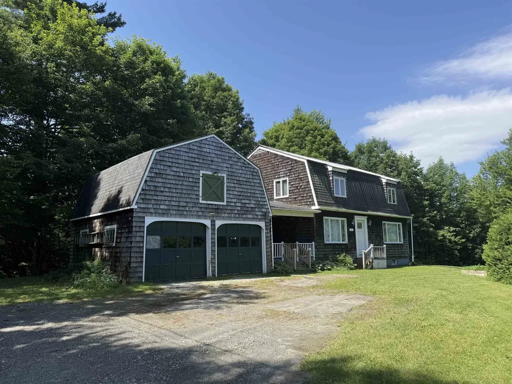 2074 Elmore Road Morristown VT 05661
