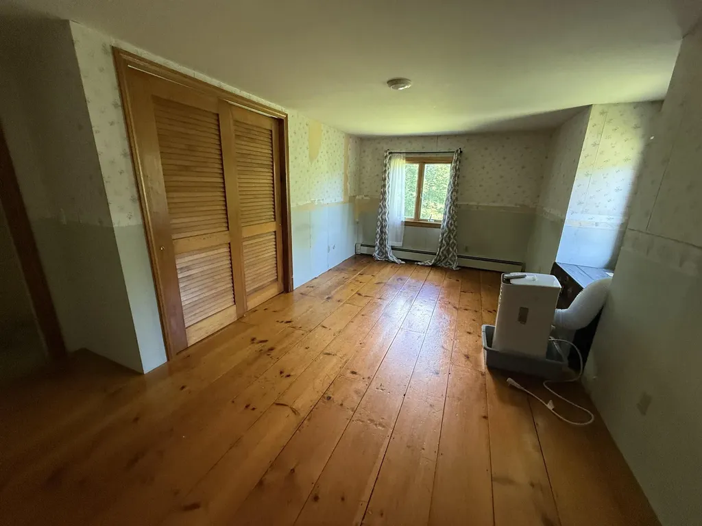 2074 Elmore Road Morristown VT 05661