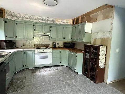 2074 Elmore Road Morristown VT 05661