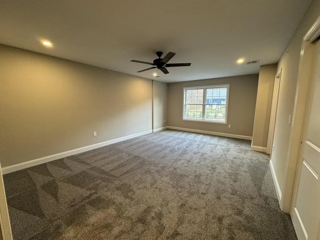 108 Mammoth Road Hooksett NH 03106