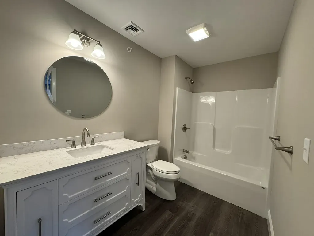 108 Mammoth Road Hooksett NH 03106