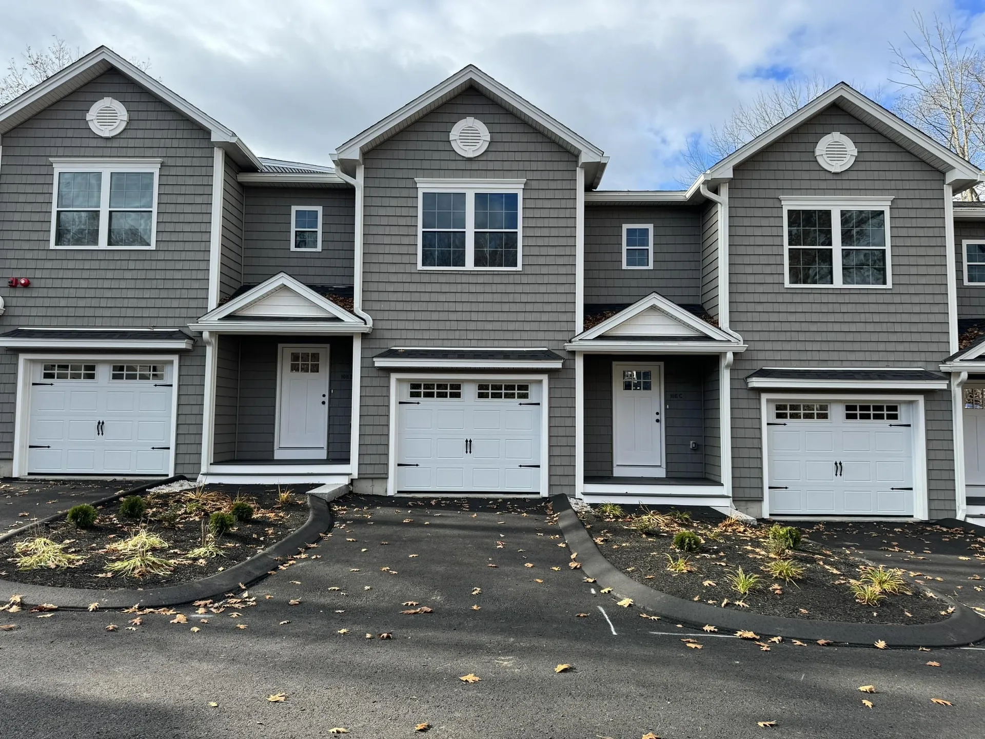 108 Mammoth Road Hooksett NH 03106
