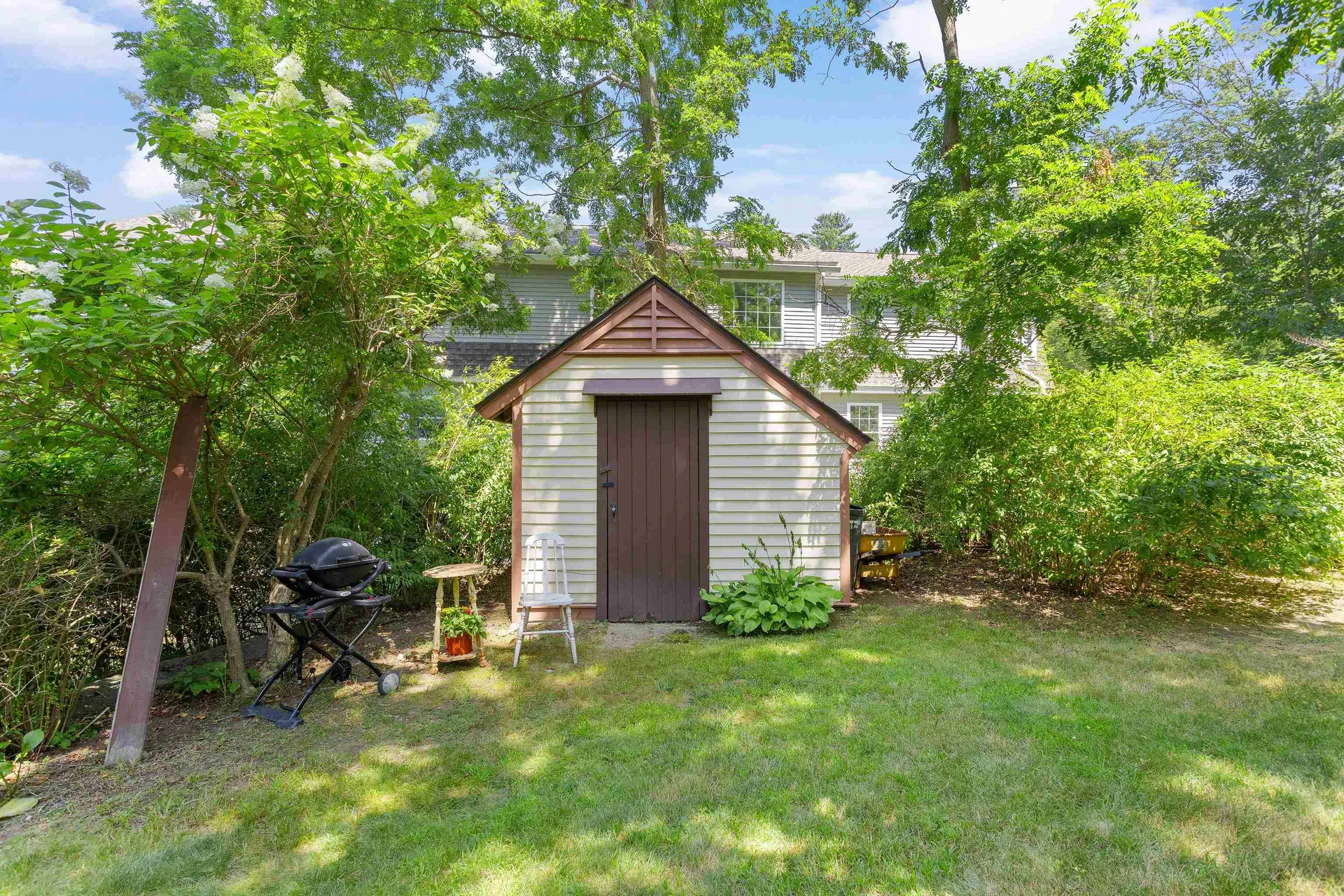 21 Goodridge Avenue Salem NH 03079