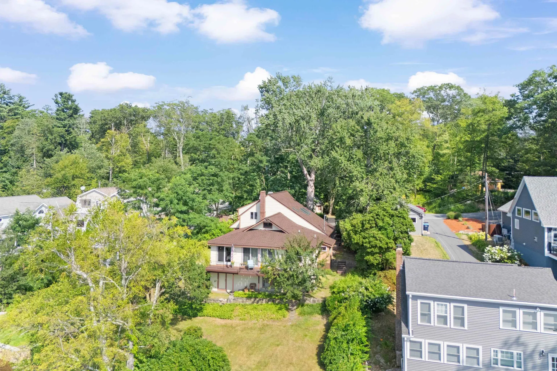 21 Goodridge Avenue Salem NH 03079