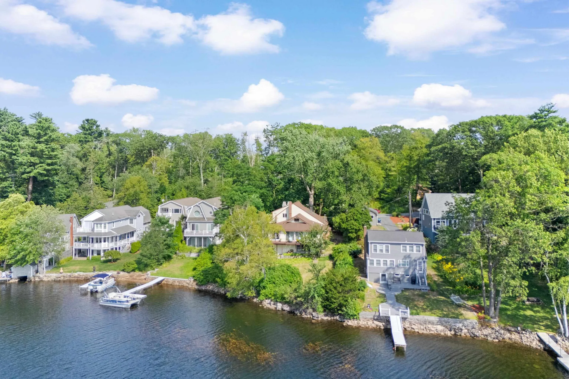 21 Goodridge Avenue Salem NH 03079