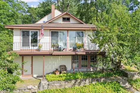 21 Goodridge Avenue Salem NH 03079