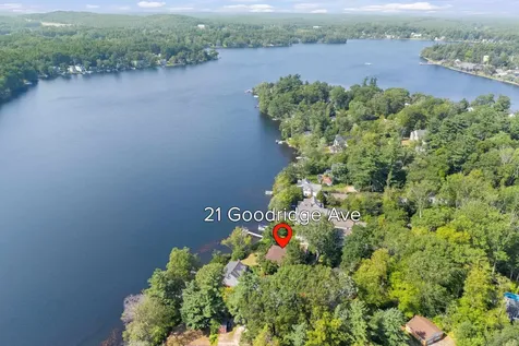 21 Goodridge Avenue Salem NH 03079