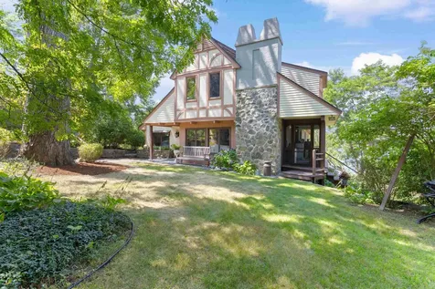 21 Goodridge Avenue Salem NH 03079