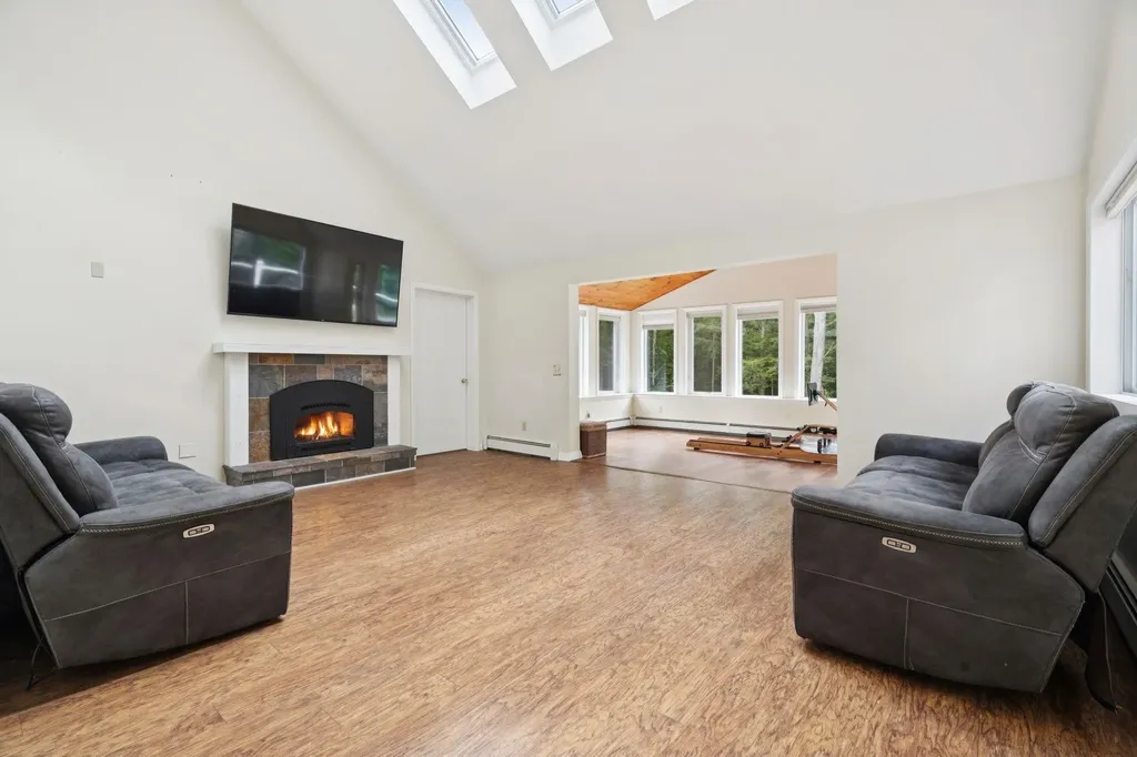29 Blodgett Brook Road Newbury NH 03255