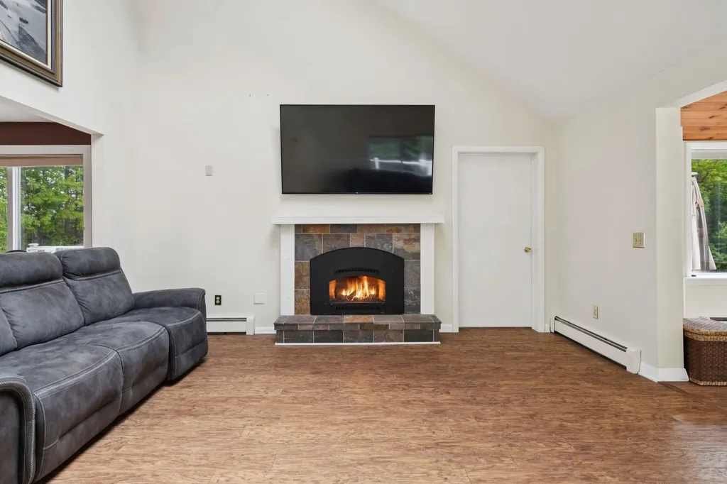 29 Blodgett Brook Road Newbury NH 03255