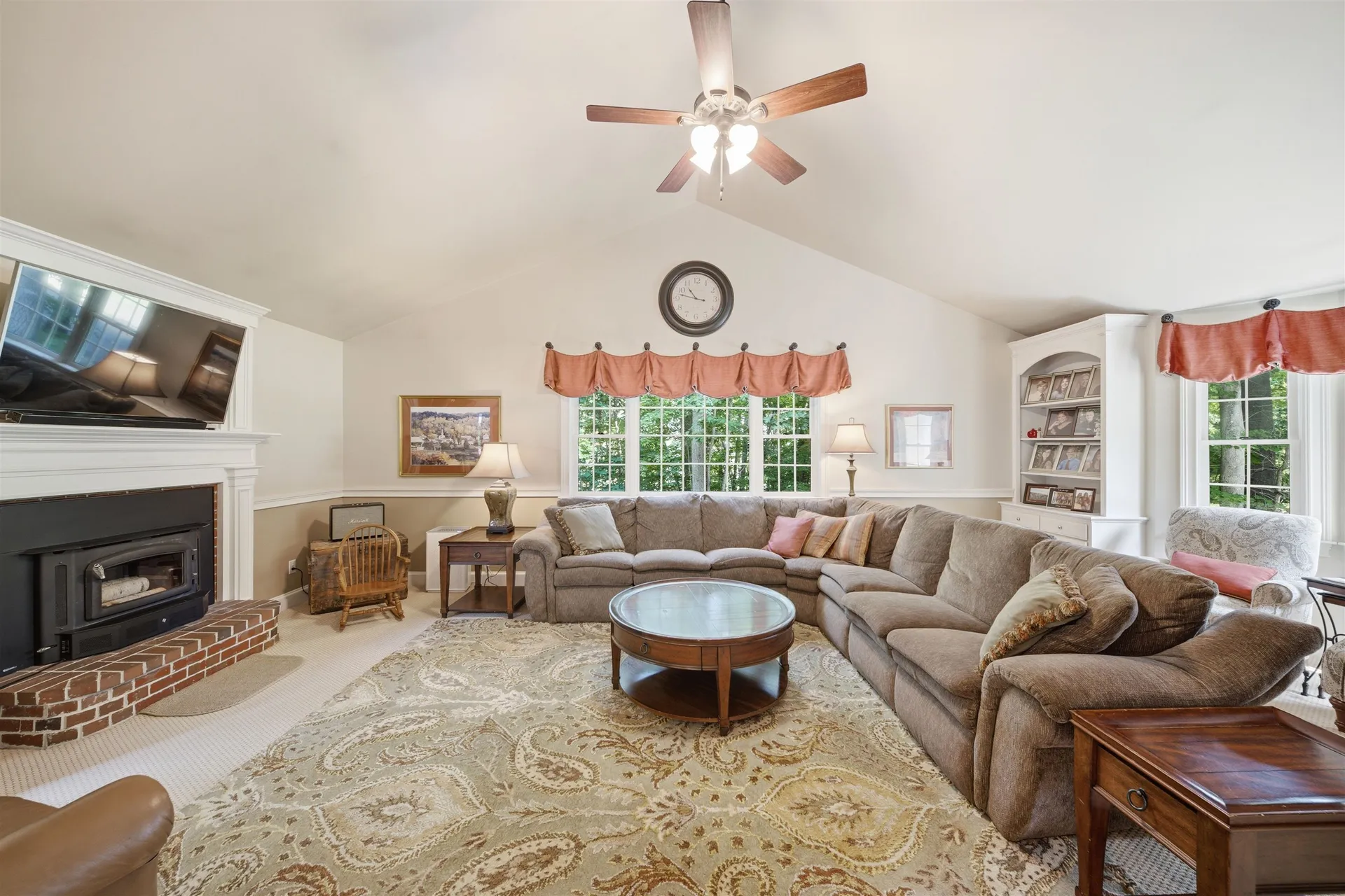 108 Sky View Drive Pelham NH 03076