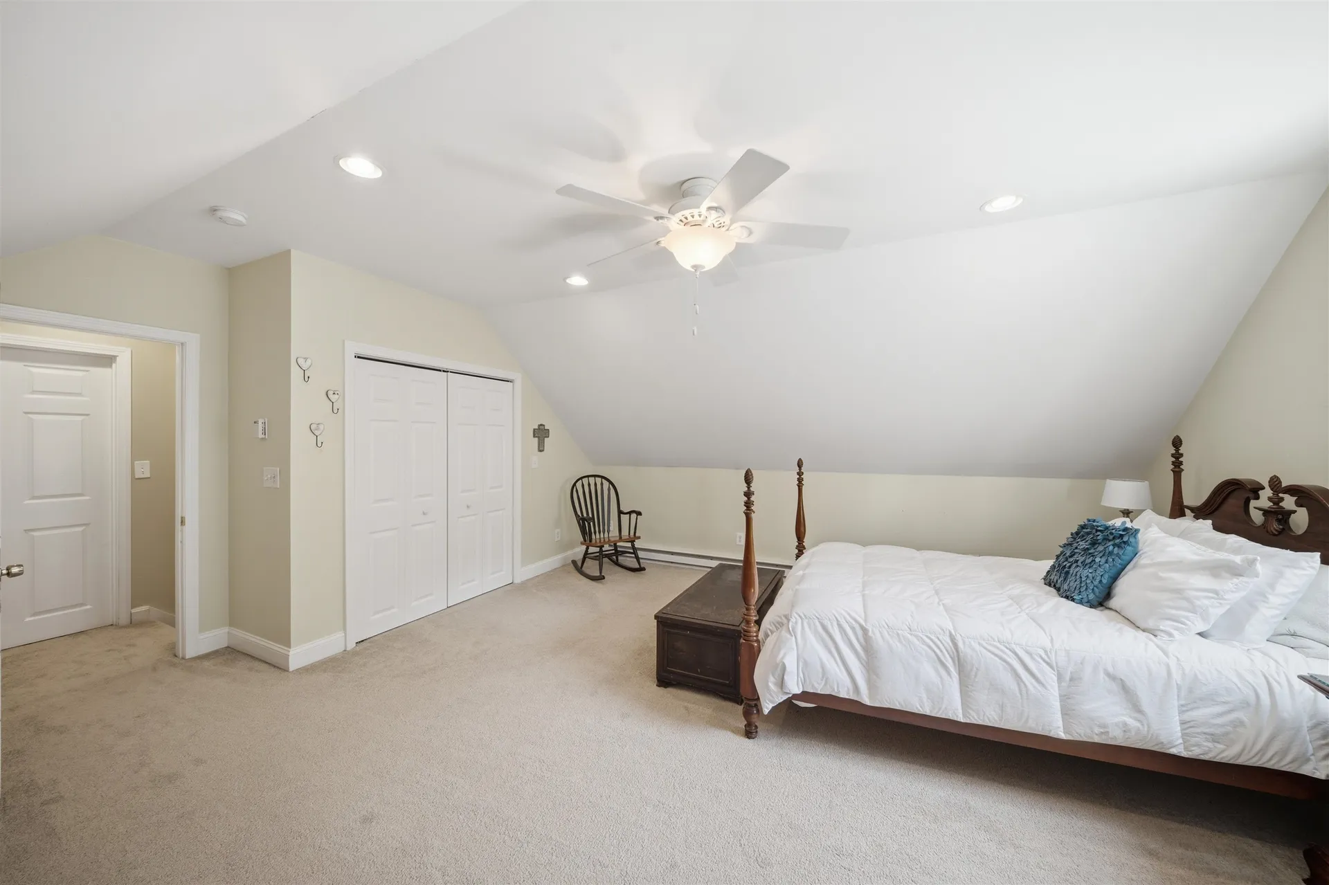 108 Sky View Drive Pelham NH 03076