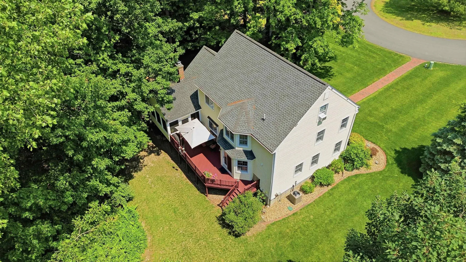 108 Sky View Drive Pelham NH 03076