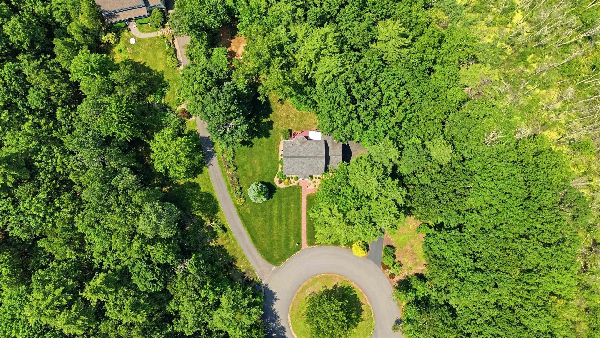 108 Sky View Drive Pelham NH 03076
