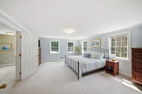 108 Sky View Drive Pelham NH 03076