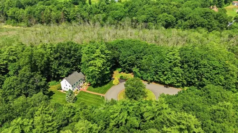 108 Sky View Drive Pelham NH 03076
