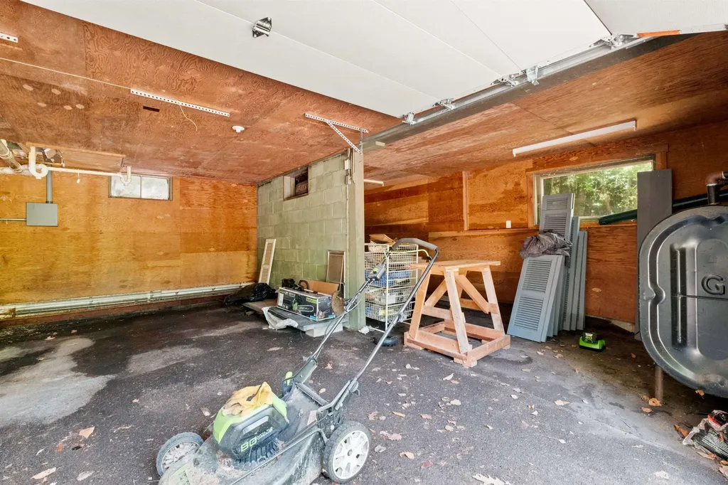 12 Ivy Lane Plymouth NH 03264