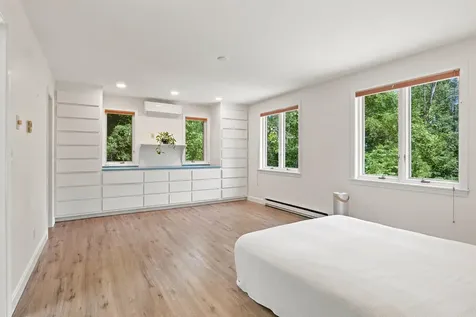 12 Ivy Lane Plymouth NH 03264