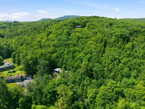 12 Ivy Lane Plymouth NH 03264