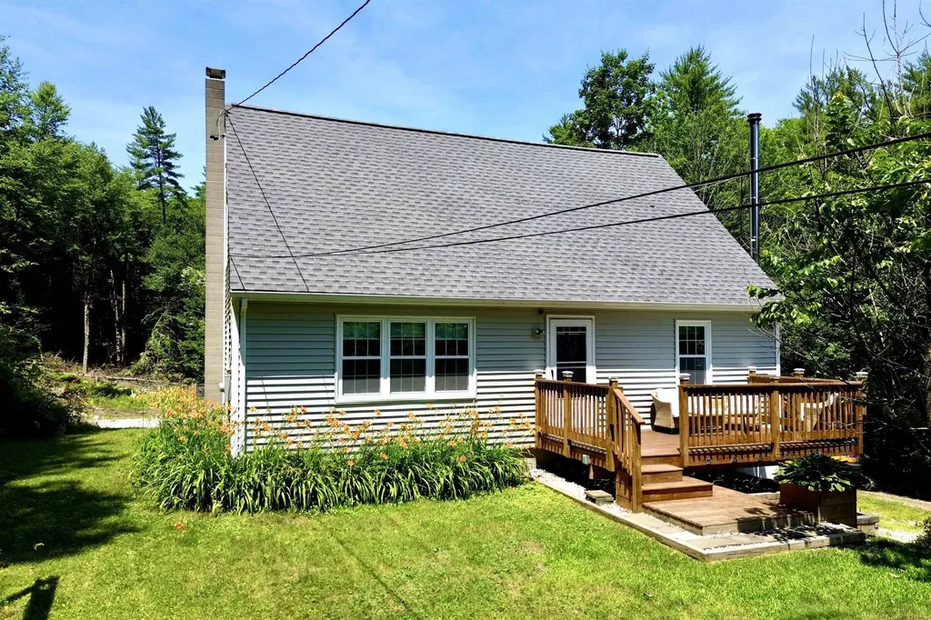 279 Weare Road New Boston NH 03070