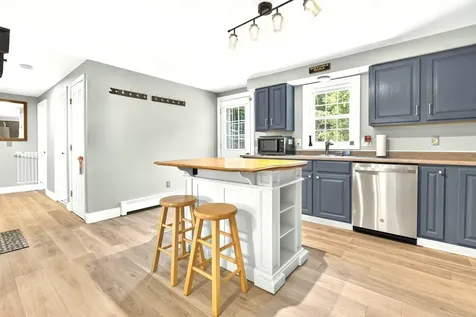 279 Weare Road New Boston NH 03070