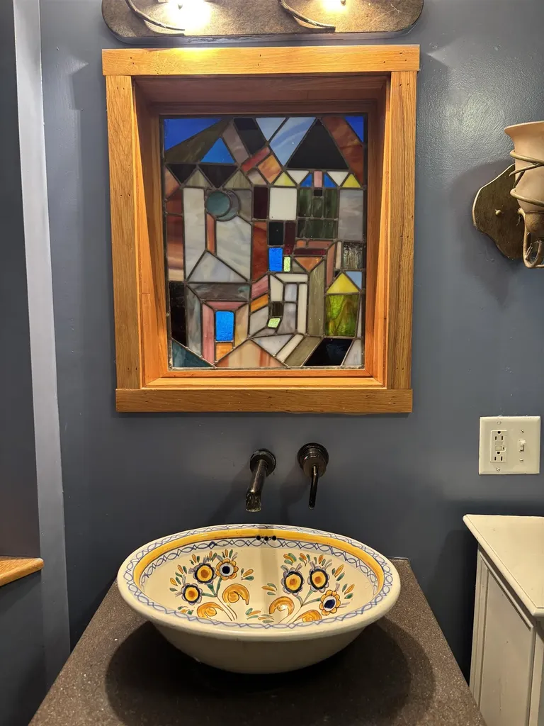 38 Clarks Avenue St. Johnsbury VT 05819