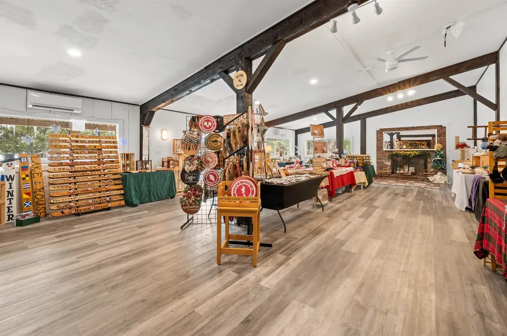1934 Lake Shore Road Gilford NH 03249