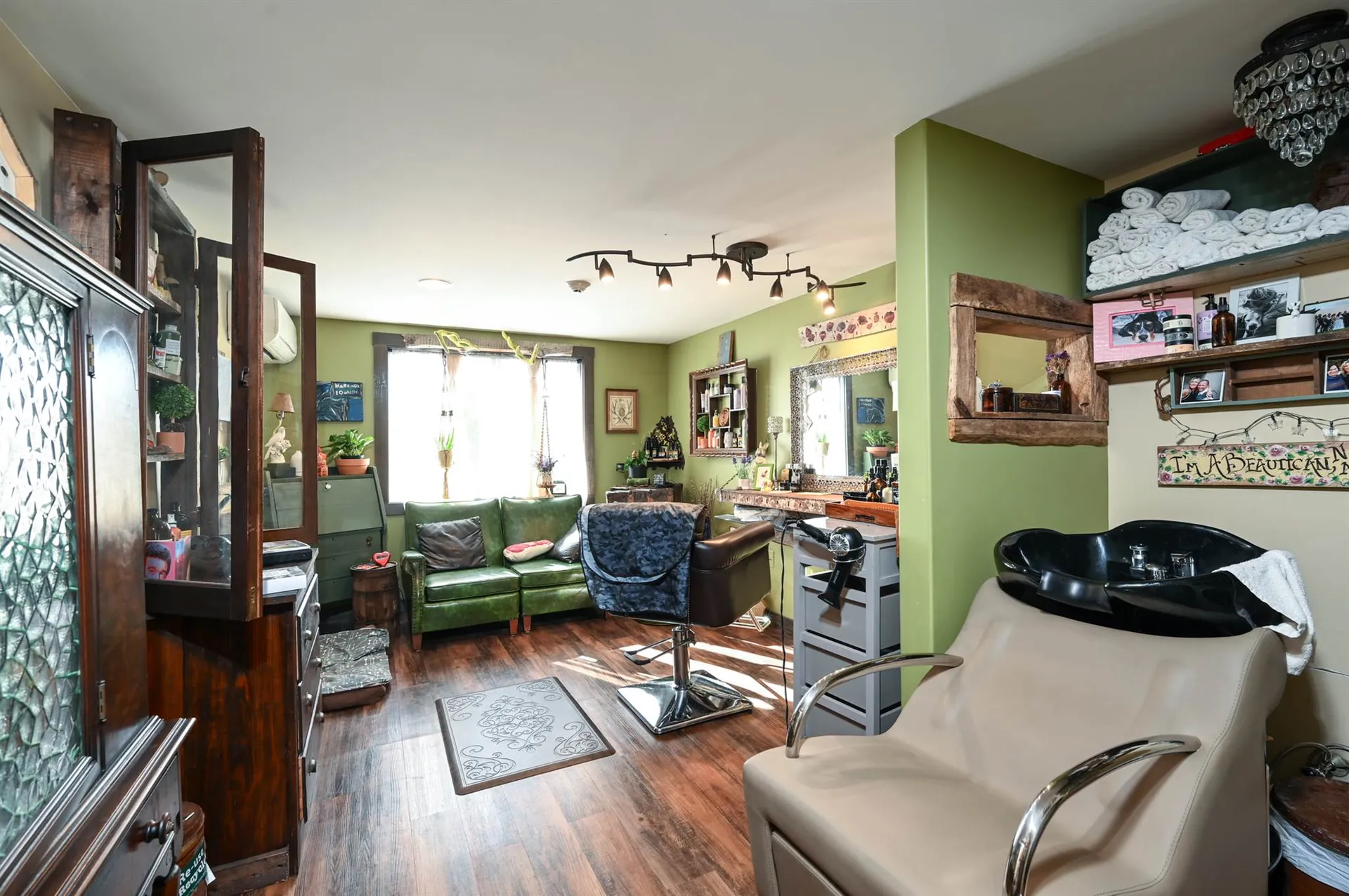 1934 Lake Shore Road Gilford NH 03249