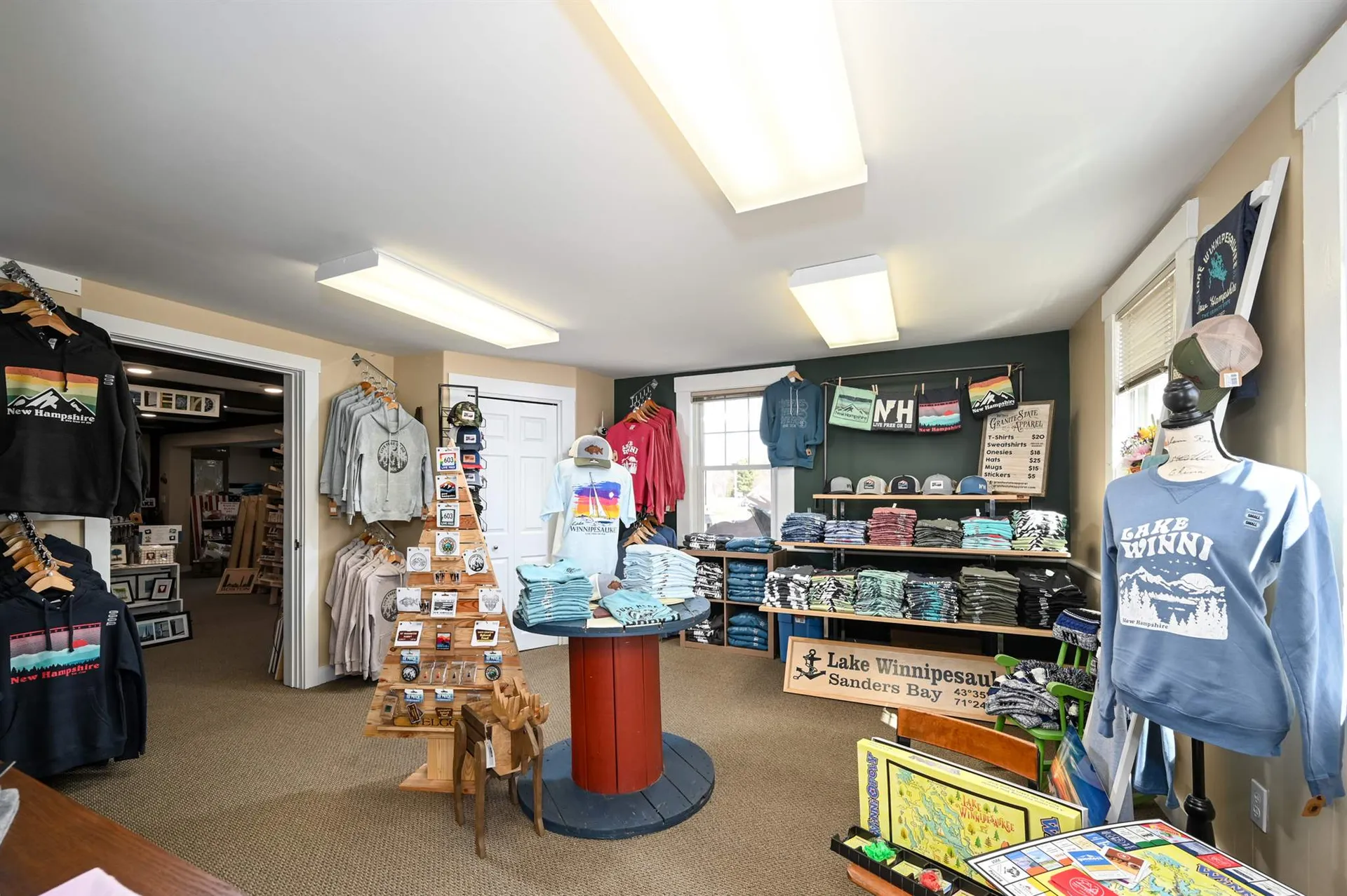 1934 Lake Shore Road Gilford NH 03249