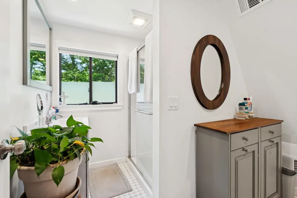 105 East Mountain Road Newport NH 03773